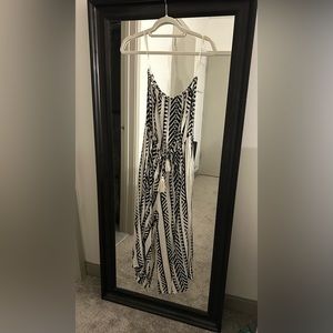 Strapless jumpsuit Aztec print black and cream